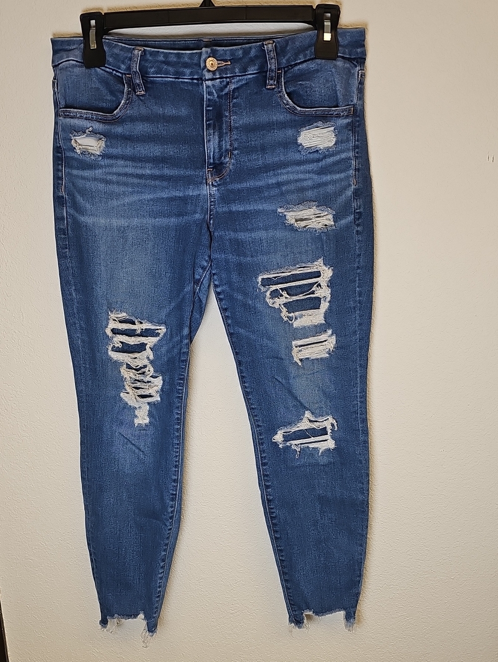 American Eagle Outfitters Distressed Dark Blue Skinny Jeans